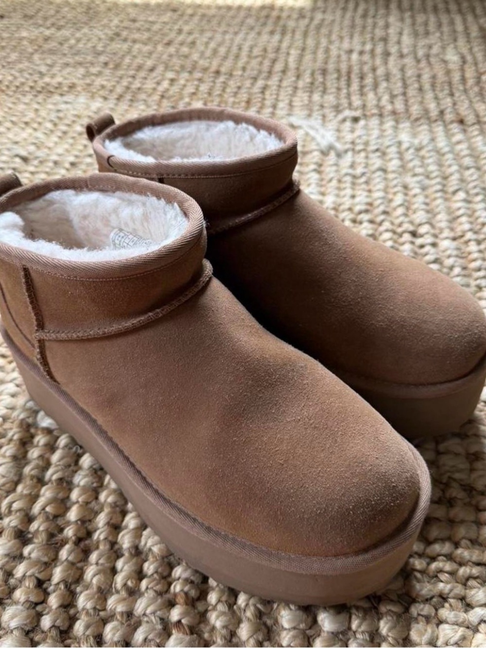 UGG Ultra Mini Chestnut Platform Bootie